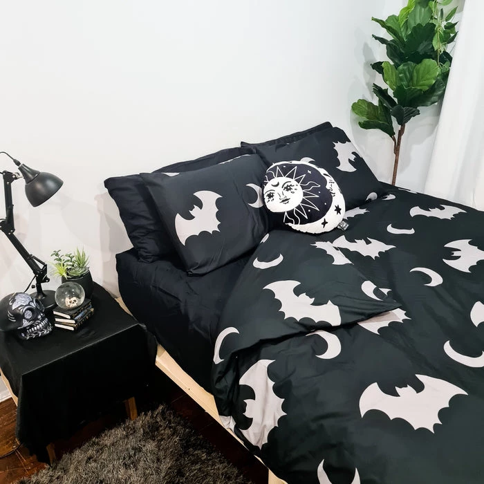 Promo ๐ HELLS BLANKETS Bats Creature Of The Night | KING QUILT SET* ๐ 8 Promo ๐ HELLS BLANKETS Bats Creature Of The Night | KING QUILT SET* ๐ - Image 6