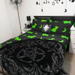 Best Sale 🛒 HELLS BLANKETS Bats Creature Of The Night [Toxic] | SUPER KING QUILT SET** 🎉 -DECOR Sales Store Hells Blankets Creatureofthenight 07 494cd50a ae67 4ebb 8e49 07bbf570e3fd 700x700