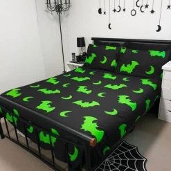Best Sale 🛒 HELLS BLANKETS Bats Creature Of The Night [Toxic] | SUPER KING QUILT SET** 🎉 -DECOR Sales Store Hells Blankets Creatureofthenight 22 d1cc6e07 05a1 4797 a921 92a0dc860200 700x700