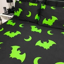 Hot Sale 🎉 HELLS BLANKETS Bats Creature Of The Night [Toxic] | QUEEN QUILT SET* 🎉 -DECOR Sales Store Hells Blankets Creatureofthenight 35 254fb04b 8c0c 45e3 a58c abbf7f0294dc 700x700