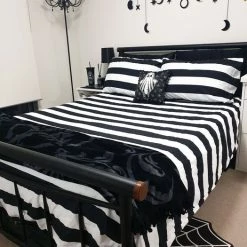 Coupon 😀 HELLS BLANKETS Beetlejuice Showtime Creeps | KING QUILT SET ⌛ 22 Coupon 😀 HELLS BLANKETS Beetlejuice Showtime Creeps | KING QUILT SET ⌛ -DECOR Sales Store Hells Blankets Showtime Creeps Quilt Set 07 a3035a23 79a5 4d73 9e47 68b9abf80152 700x700