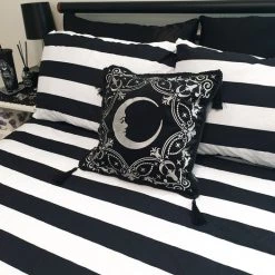 Coupon 😀 HELLS BLANKETS Beetlejuice Showtime Creeps | KING QUILT SET ⌛ 18 Coupon 😀 HELLS BLANKETS Beetlejuice Showtime Creeps | KING QUILT SET ⌛ -DECOR Sales Store Hells Blankets Showtime Creeps Quilt Set 11 91a03ec0 d76f 4385 85b8 513bfe9a06e8 700x700