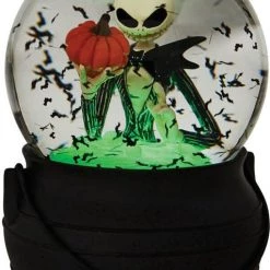 New 😉 COLLECTABLES Bats The Nightmare Before 🎅 Christmas: Pumpkin King | SNOW GLOBE 🎁
